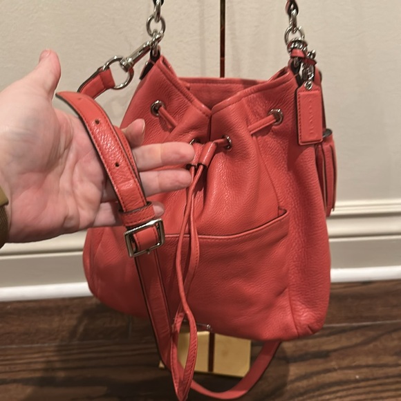 Coach Bundle Avery Bucket Bag and Matching Wristlet in Tea Rose  ** HOST PICK** - Picture 5 of 15